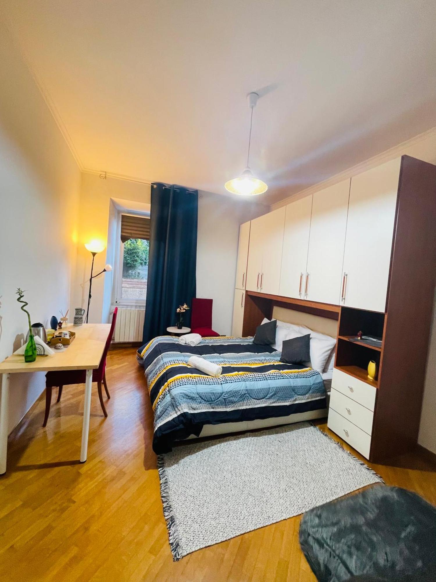 Holiday Colosseum Rome Bed & Breakfast Eksteriør bilde