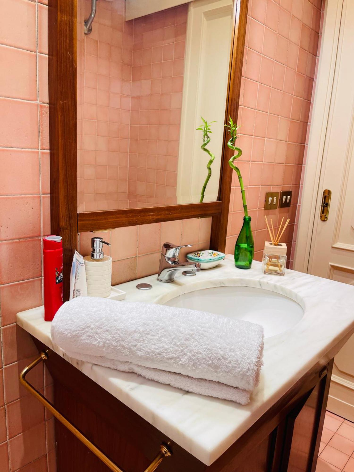 Holiday Colosseum Rome Bed & Breakfast Eksteriør bilde